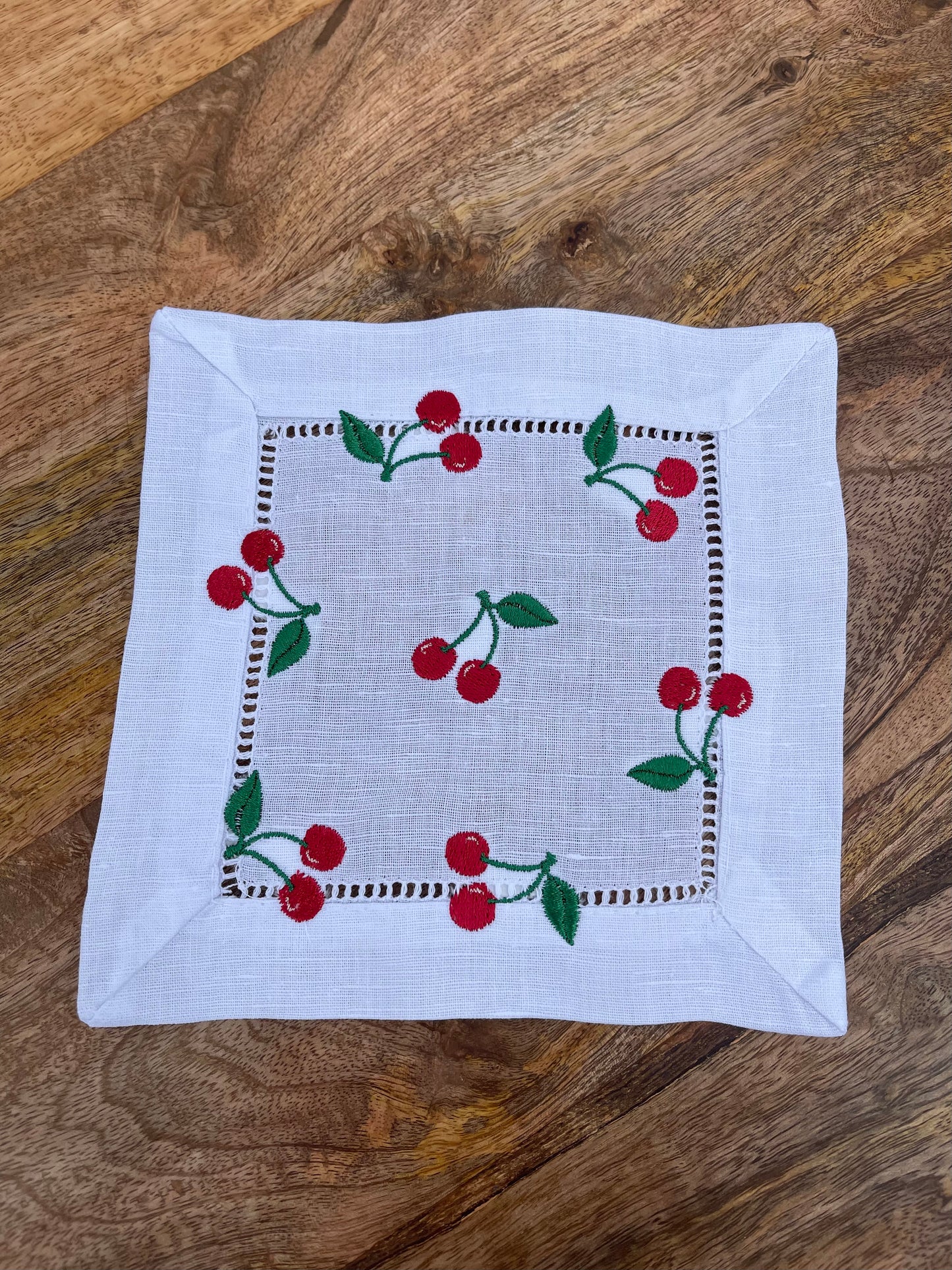 Iconic Linen Cocktail Napkins - Multiples