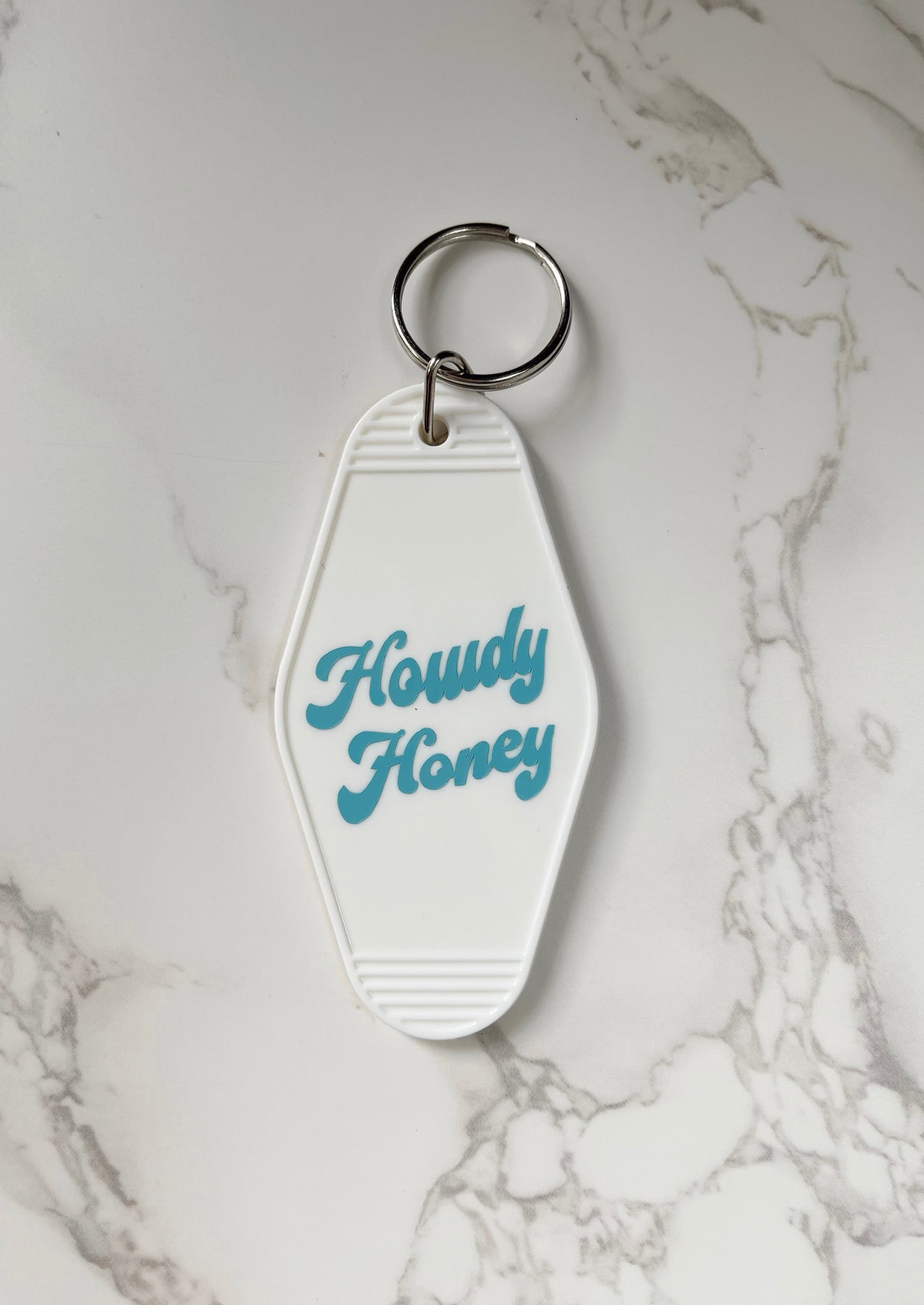 Vintage Motel Keychain "Howdy Honey" Retro Motel Keychain